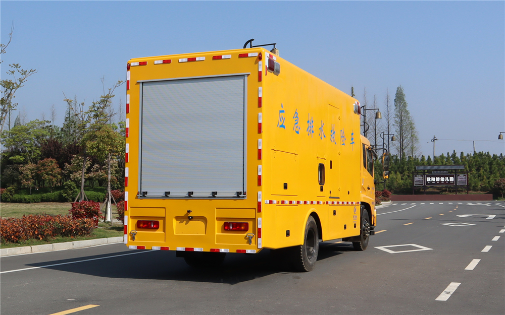天锦排水车 (3)