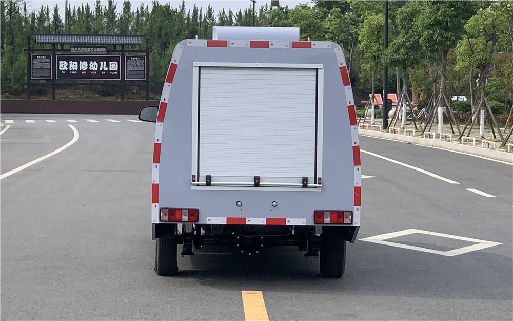 长安清洗车 (8)