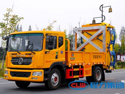 东风D9   防撞缓冲车